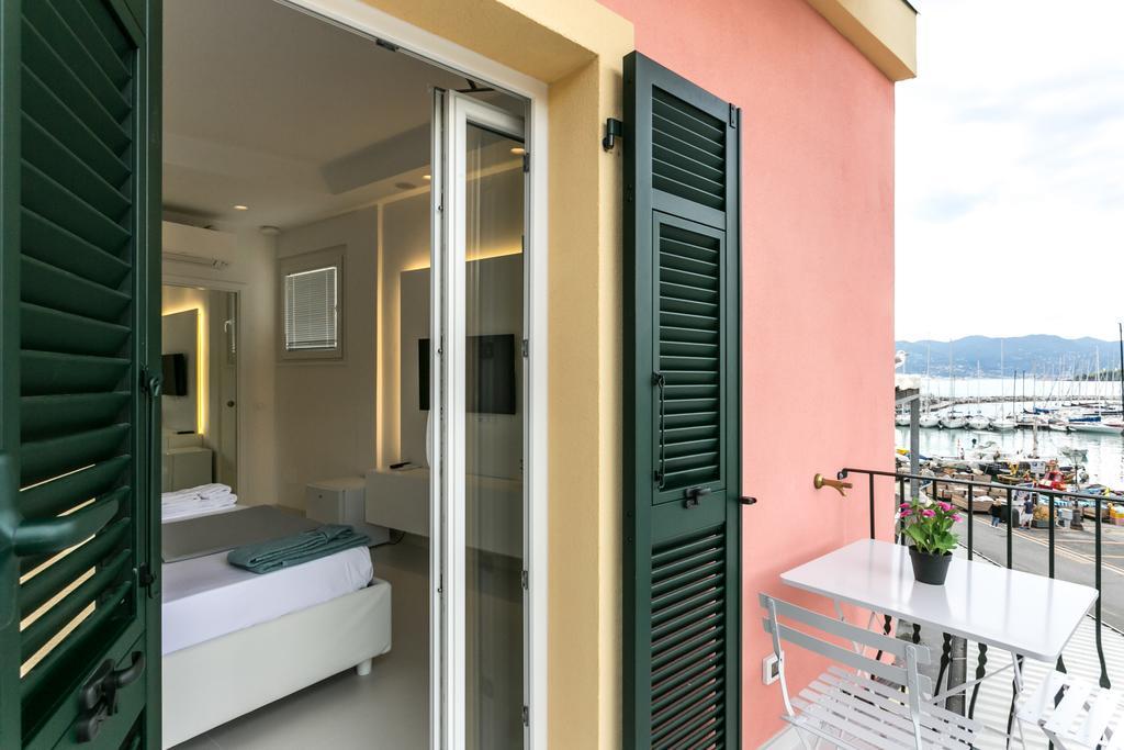 Al Molo Sea View Rooms Lerici Exterior foto