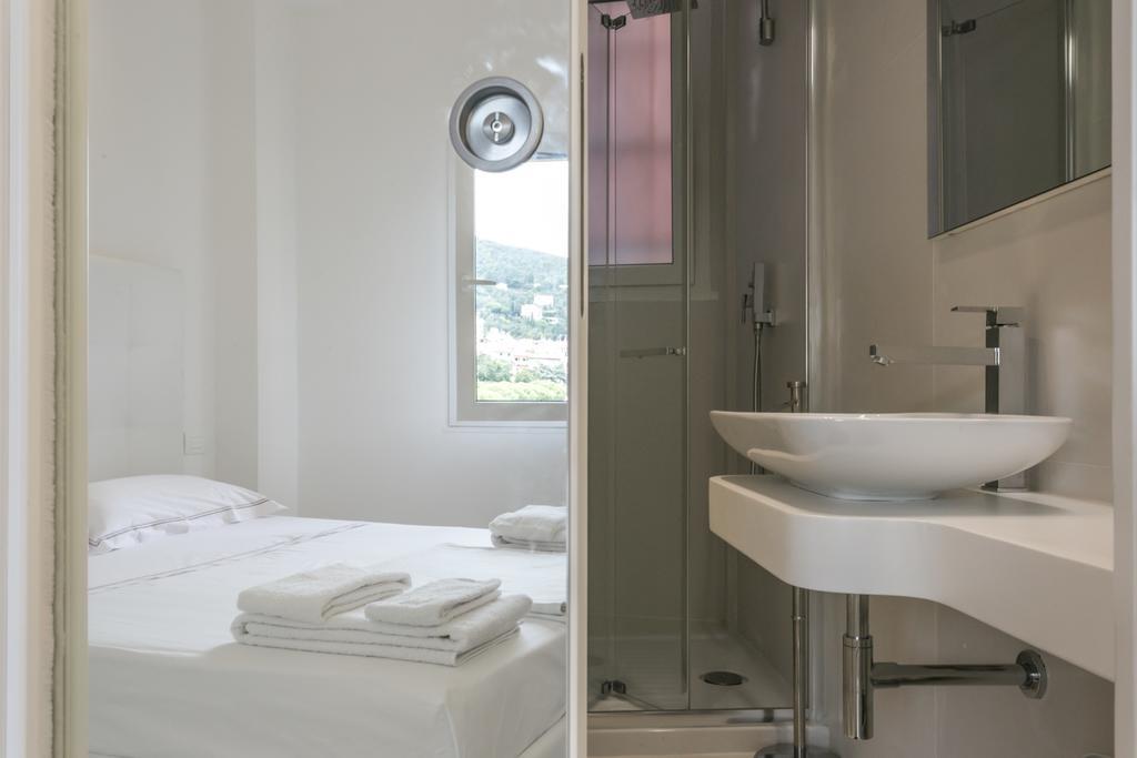 Al Molo Sea View Rooms Lerici Exterior foto