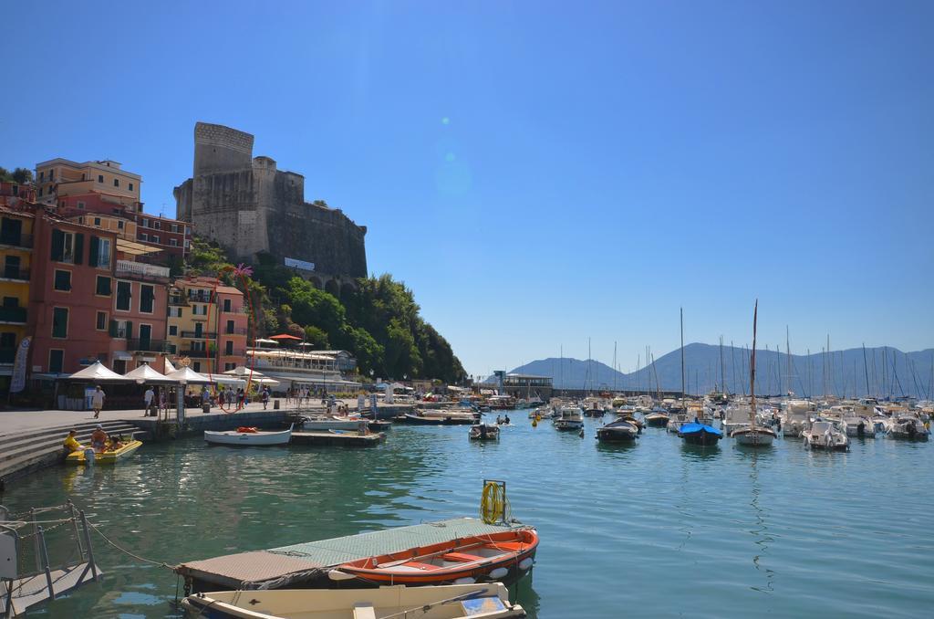 Al Molo Sea View Rooms Lerici Exterior foto