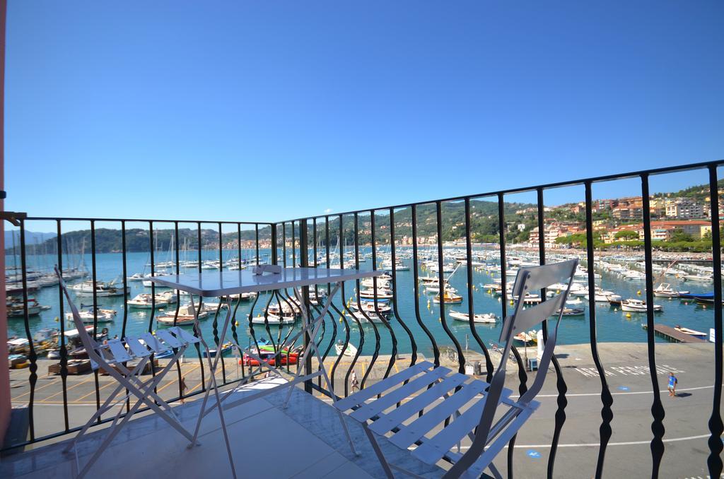 Al Molo Sea View Rooms Lerici Exterior foto